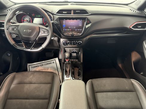 Used 2021 Chevrolet TrailBlazer RS w/ Sun and Liftgate Package image 10