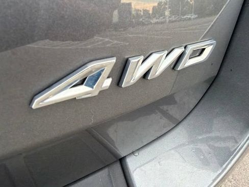Used 2023 Ford Explorer XLT w/ Equipment Group 202A AWD/4WD image 9