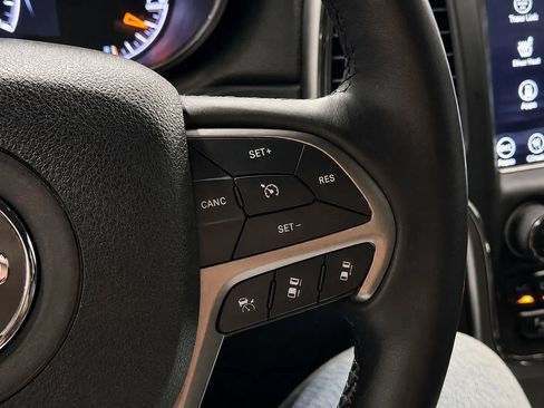Used 2018 Jeep Grand Cherokee High Altitude AWD/4WD image 33