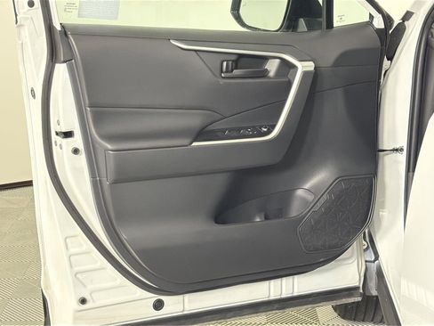 Used 2024 Toyota RAV4 LE image 20