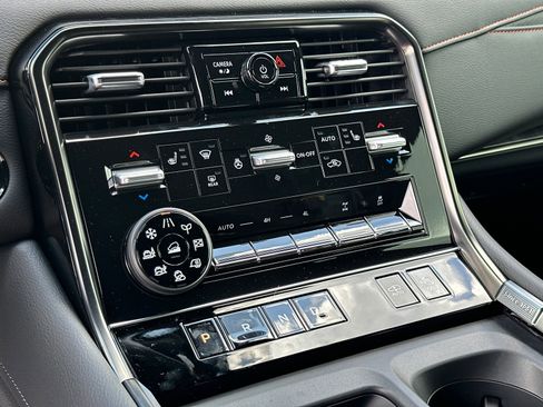 New 2025 Nissan Armada PRO-4X image 32