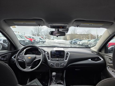 Used 2024 Chevrolet Malibu LT image 11