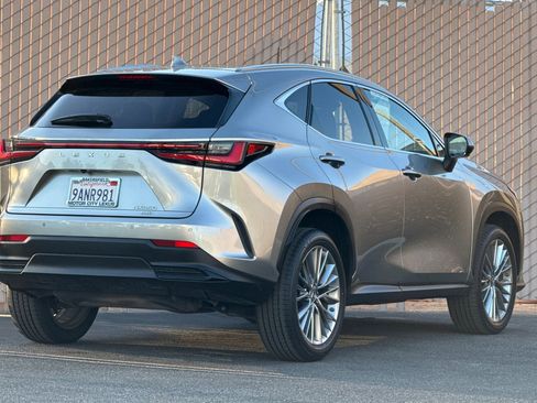 Used 2022 Lexus NX 350 AWD w/ Luxury Package image 4