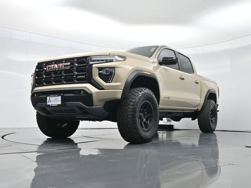 Used 2023 GMC Canyon AT4 w/ AT4 Premium Package image 42