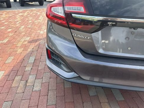 Used 2018 Honda Clarity Touring image 8