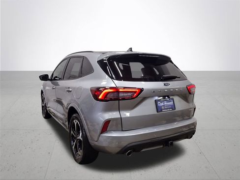 Used 2023 Ford Escape ST-Line Select w/ Tech Pack #2 image 9