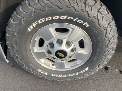 Used 2015 Chevrolet Silverado 2500 LT image 10