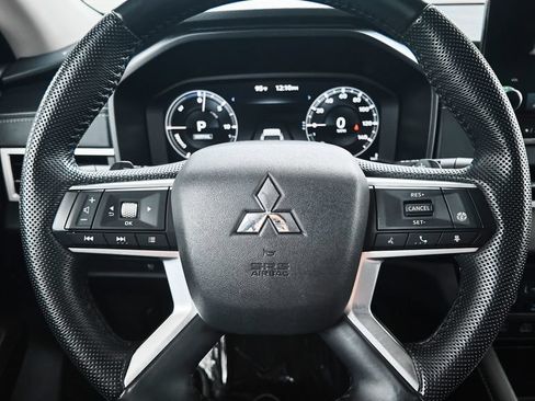 Used 2023 Mitsubishi Outlander SEL AWD/4WD image 20