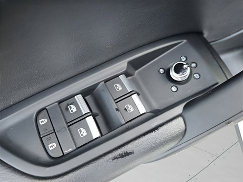 Used 2022 Audi Q5 2.0T Premium image 29