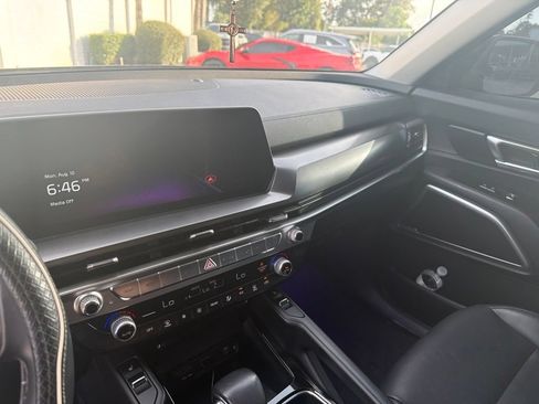 Certified 2023 Kia Telluride S w/ S Sunroof Package AWD/4WD image 6