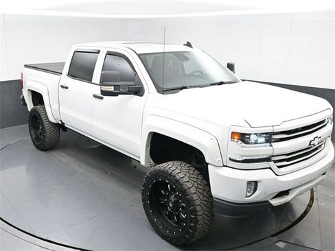 Used 2016 Chevrolet Silverado 1500 LTZ Z71 w/ LTZ Plus Package image 13