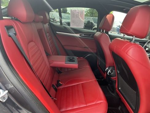 Used 2021 Alfa Romeo Stelvio Ti Sport AWD/4WD image 36