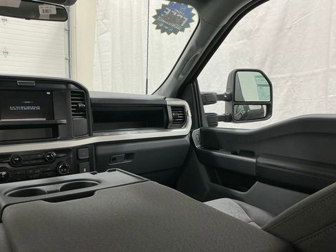 New 2026 Ford F250 4x4 Crew Cab Super Duty image 29