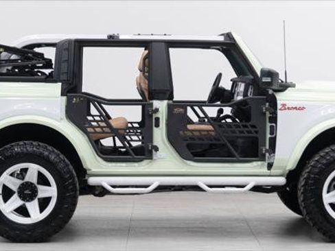 Used 2025 Ford Bronco Badlands AWD/4WD image 18