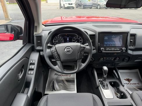 Used 2022 Nissan Frontier S AWD/4WD image 15