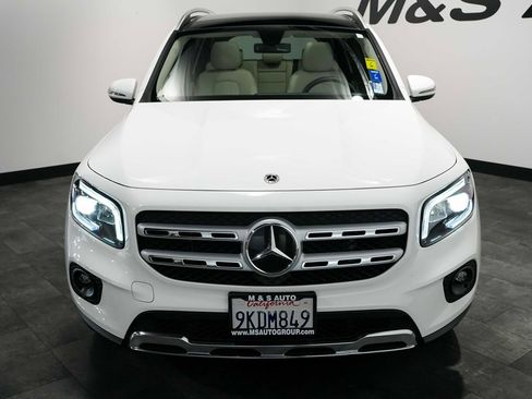 Used 2022 Mercedes-Benz GLB 250 4MATIC image 7