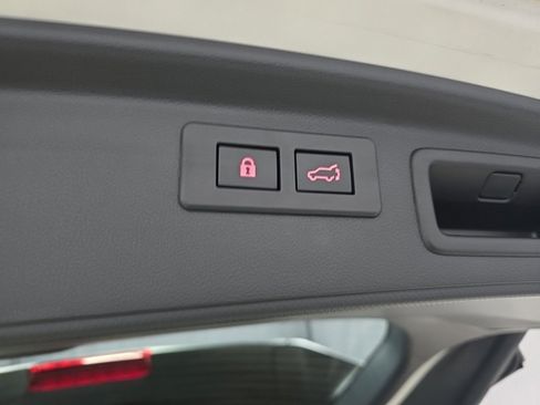 Certified 2023 Subaru Forester Premium image 8