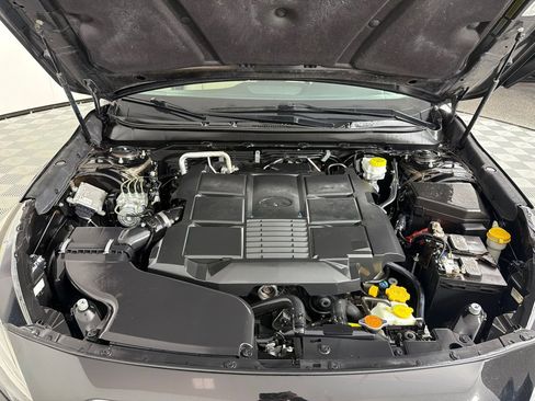 Used 2018 Subaru Outback 3.6R Limited AWD/4WD image 22