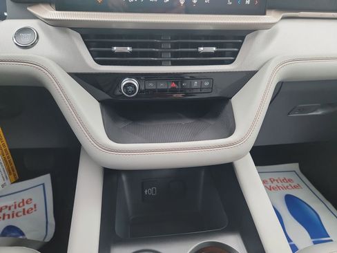 New 2026 Ford Explorer Active w/ Active Comfort Package AWD/4WD image 18