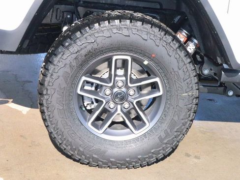 New 2026 Jeep Gladiator Mojave image 20