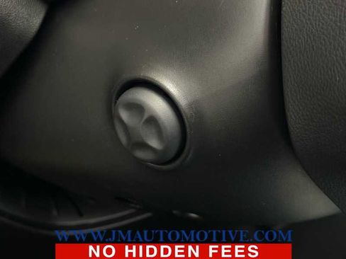 Used 2019 GMC Acadia Denali image 42