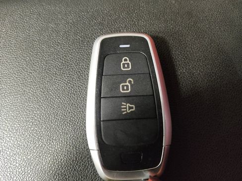 Used 2021 Chevrolet Equinox LT FWD image 32