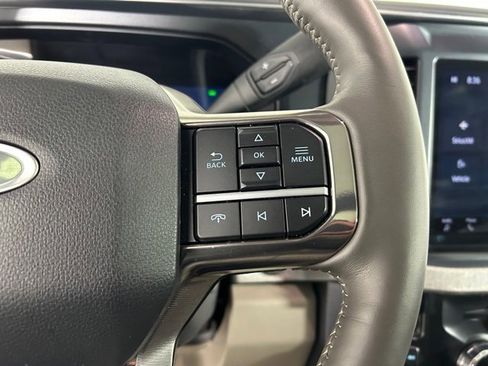 Used 2025 Ford F350 Platinum w/ Platinum Plus Package image 30