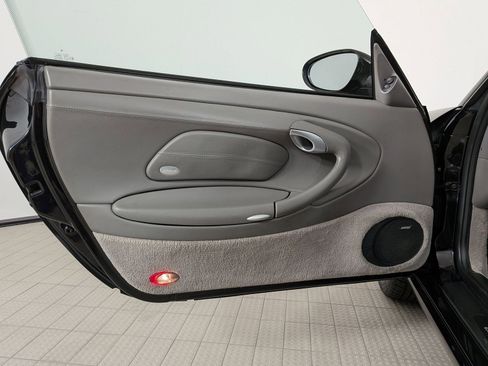 Used 2003 Porsche 911 Targa RWD image 13
