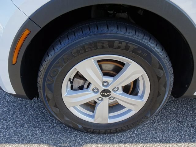 Used 2023 Kia Sorento LX FWD image 37