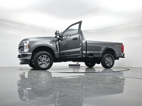 Used 2025 Ford F350 XLT w/ FX4 Off-Road Package AWD/4WD image 46