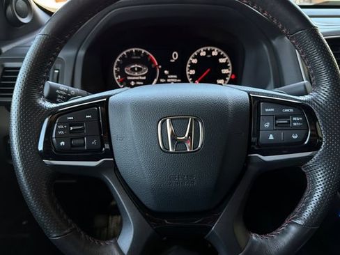 Used 2025 Honda Ridgeline Black Edition image 27