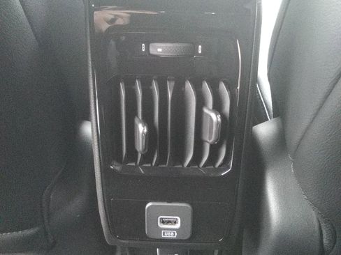 New 2026 Jeep Compass Limited AWD/4WD image 12