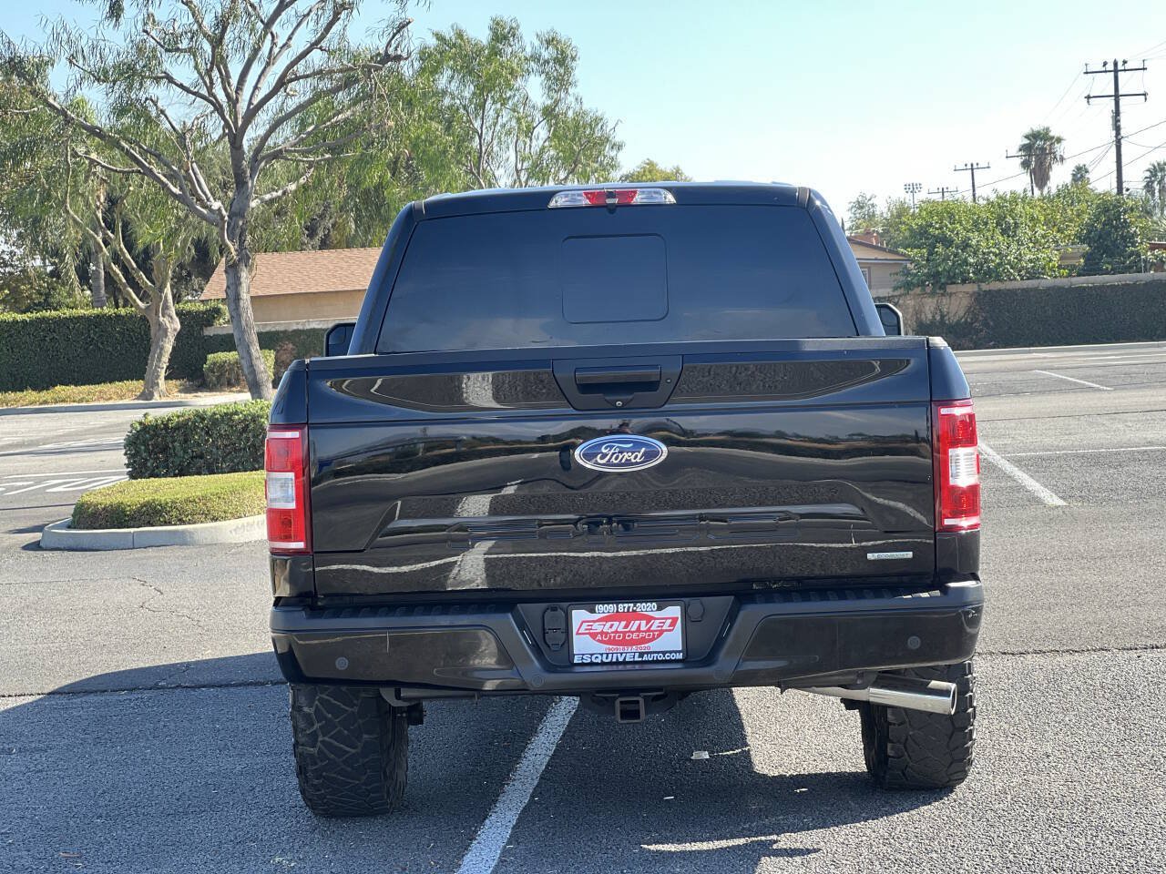 Used 2018 Ford F150 XLT w/ Equipment Group 302A Luxury RWD image 5