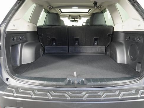 Certified 2021 Subaru Forester Limited image 38