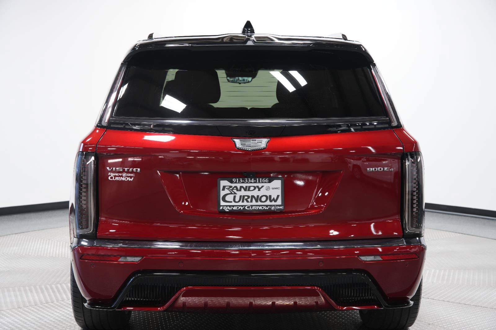 Used 2026 Cadillac Vistiq Platinum w/ LPO, Floor Liner Package AWD/4WD image 10