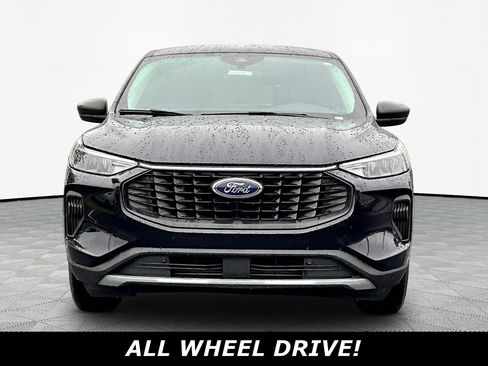 Used 2023 Ford Escape Active AWD/4WD image 2