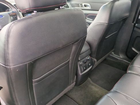 Used 2016 Ford Explorer Sport w/ Equipment Group 401A image 18