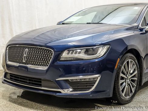 Used 2017 Lincoln MKZ Premiere image 3
