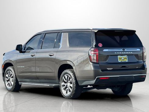 Used 2021 Chevrolet Suburban LT w/ LT Signature Package image 7