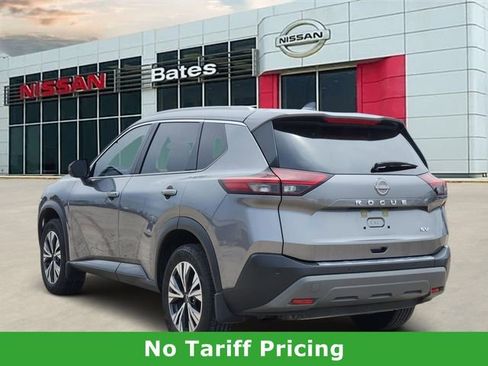 Certified 2023 Nissan Rogue SV w/ SV Premium B Package FWD image 5
