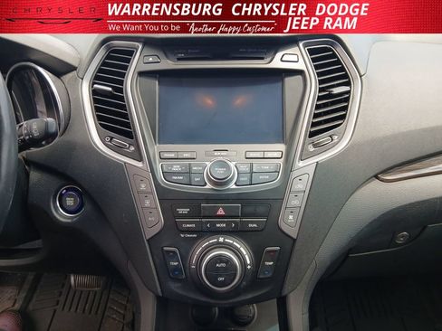 Used 2014 Hyundai Santa Fe Limited AWD/4WD image 16
