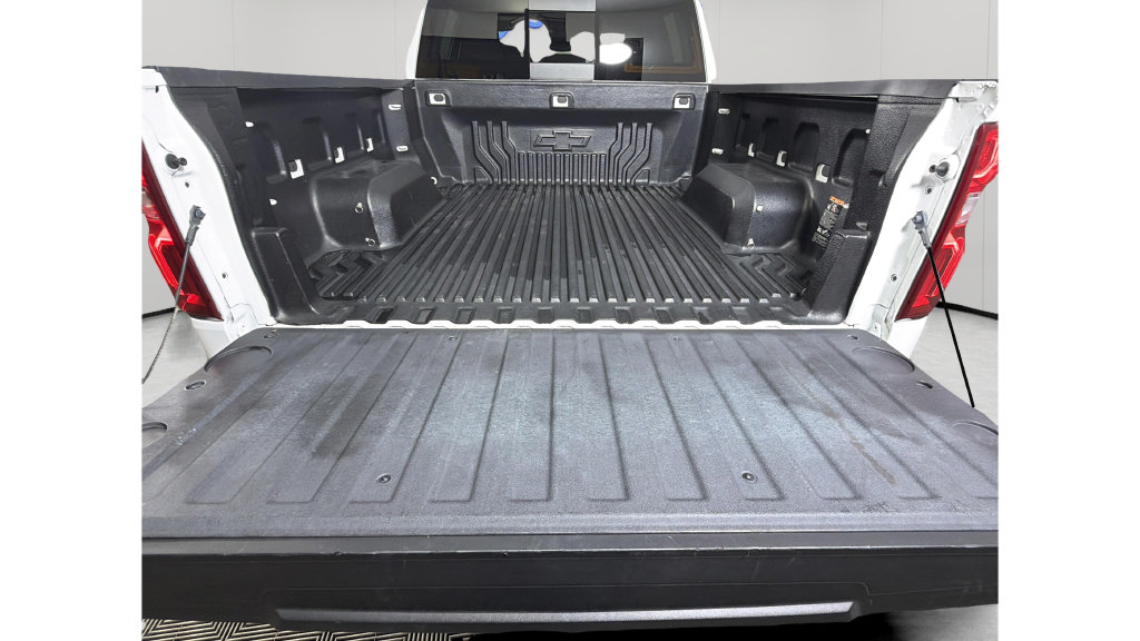 Used 2023 Chevrolet Silverado 1500 RST w/ Convenience Package II RWD image 29