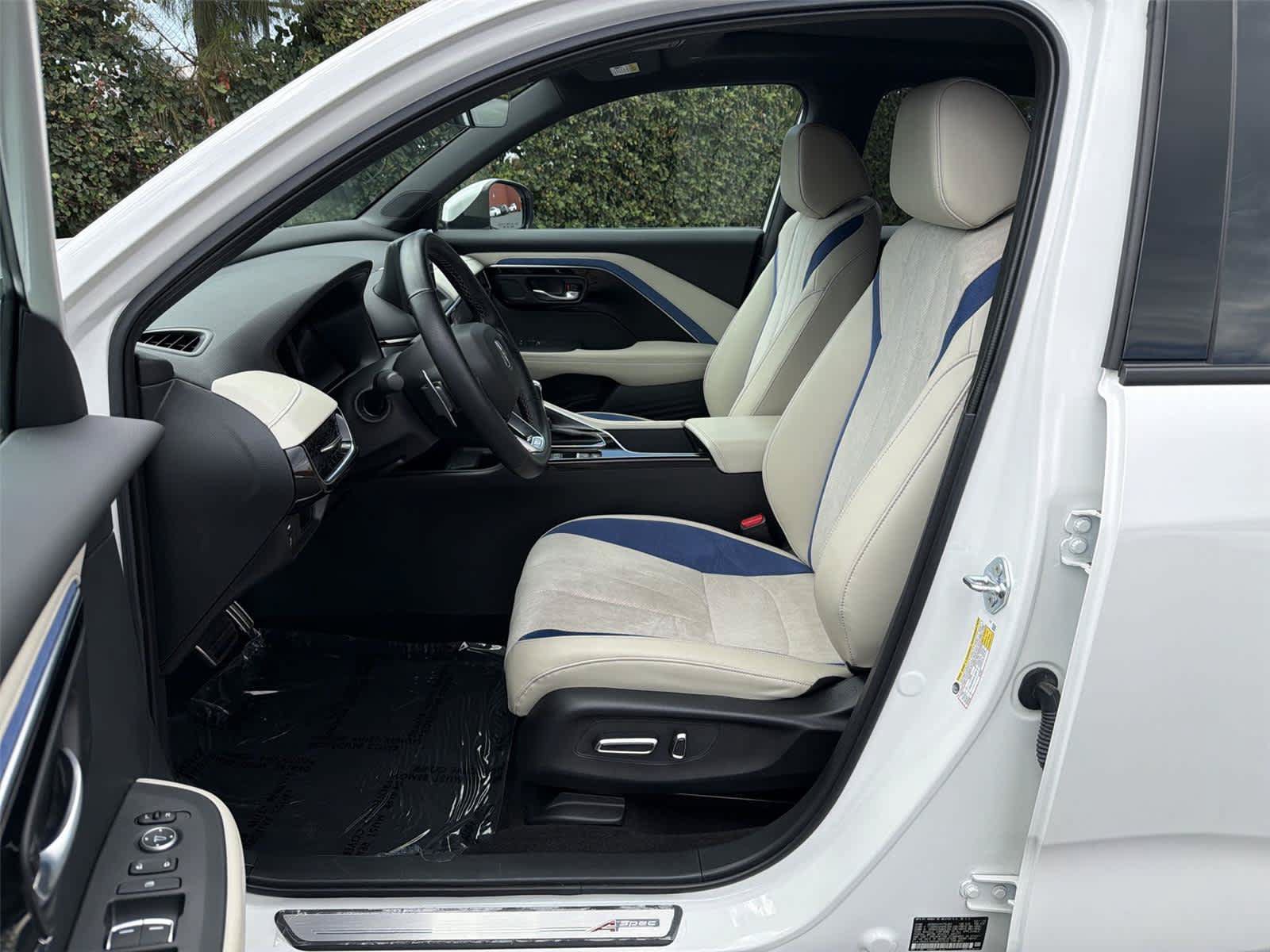 Certified 2025 Acura ADX A-Spec FWD image 12
