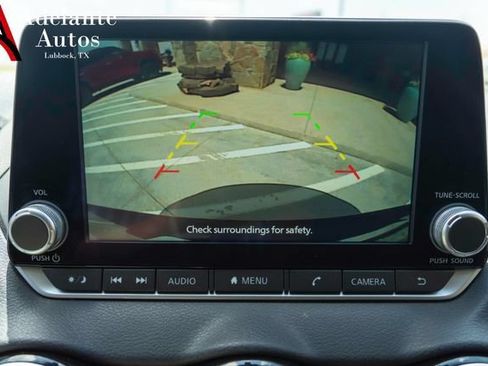 Used 2024 Nissan Sentra SV FWD image 12