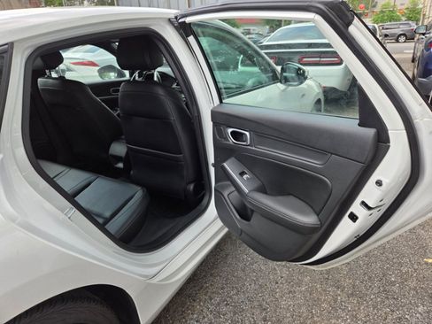 Used 2024 Acura Integra A-Spec FWD image 9
