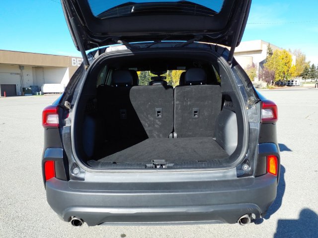 Used 2025 Ford Escape ST-Line Select AWD/4WD image 23