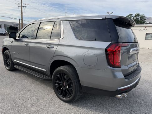 Used 2022 GMC Yukon Denali AWD/4WD image 5