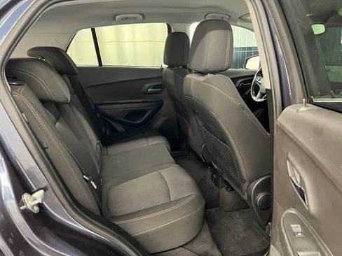 Used 2018 Chevrolet Trax LT AWD/4WD image 10