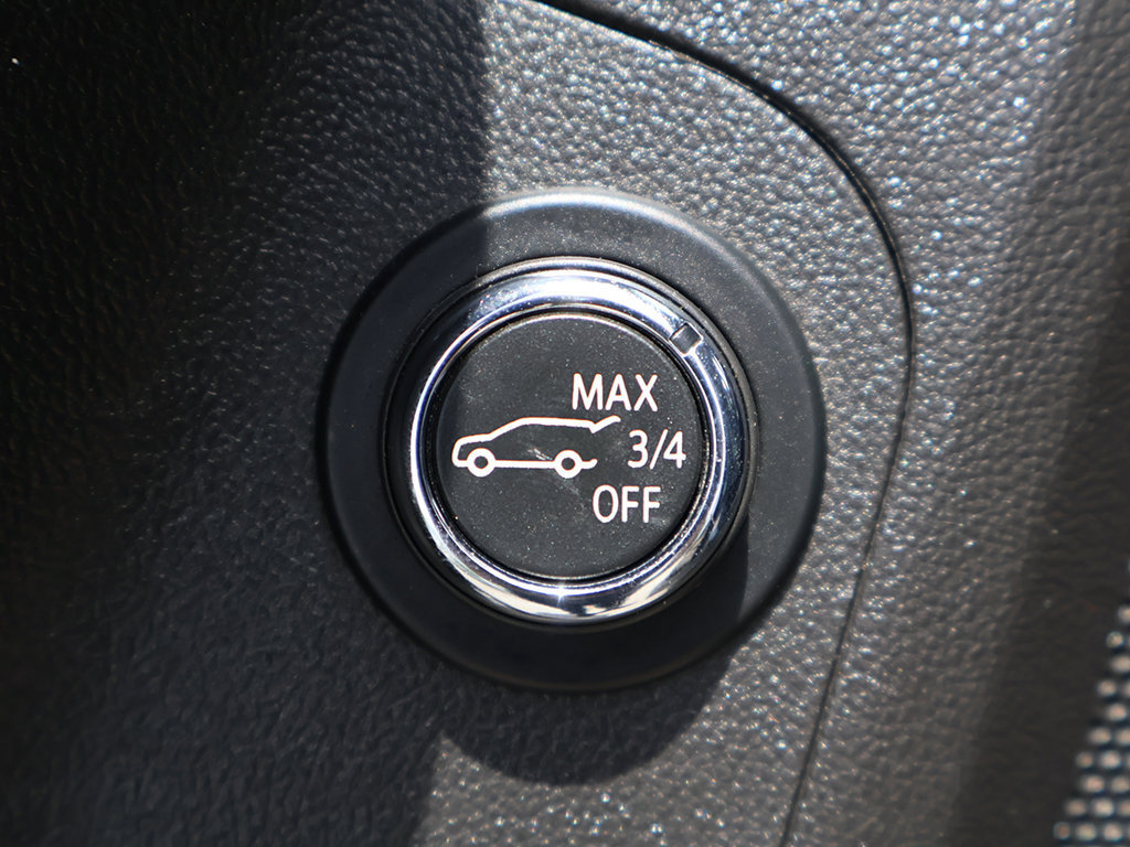 Used 2020 GMC Acadia SLT w/ Driver Alert Package II FWD image 31