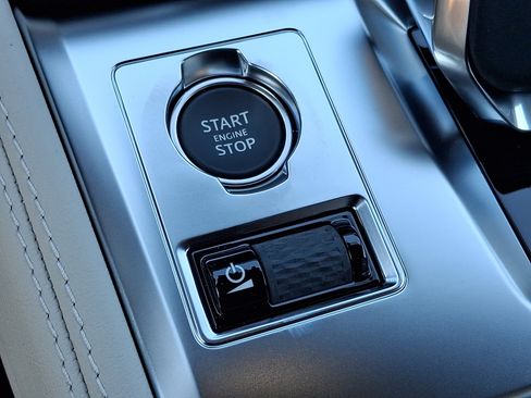 New 2026 Jaguar F-PACE R-Dynamic S image 21